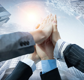 沁陽市巨力鍛壓機(jī)床制造有限公司|河南四輥卷板機(jī)|三輥卷板機(jī)|型材彎曲機(jī)